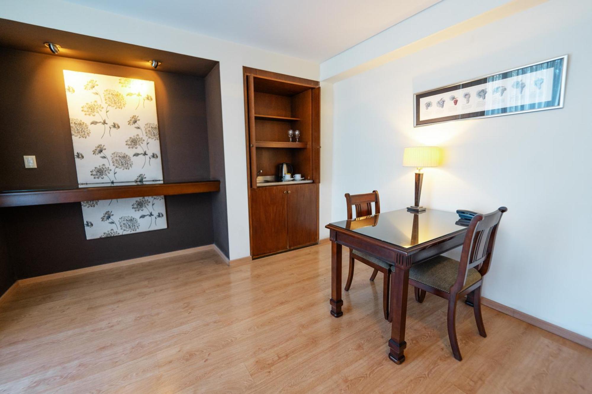 Amerian Executive Hotel Mendoza